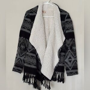 Hollister Women’s Cardigan Color Gray and Black Size Medium